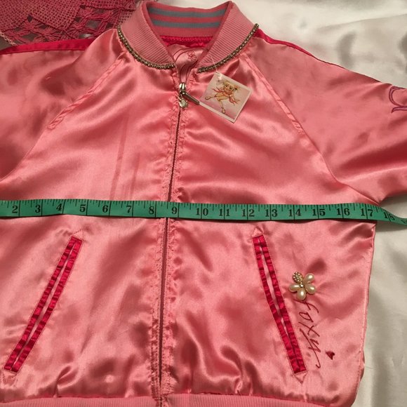 GORGEOUS vintage Y2K satin jacket with custom hello kitty /crystal details - Picture 11 of 11
